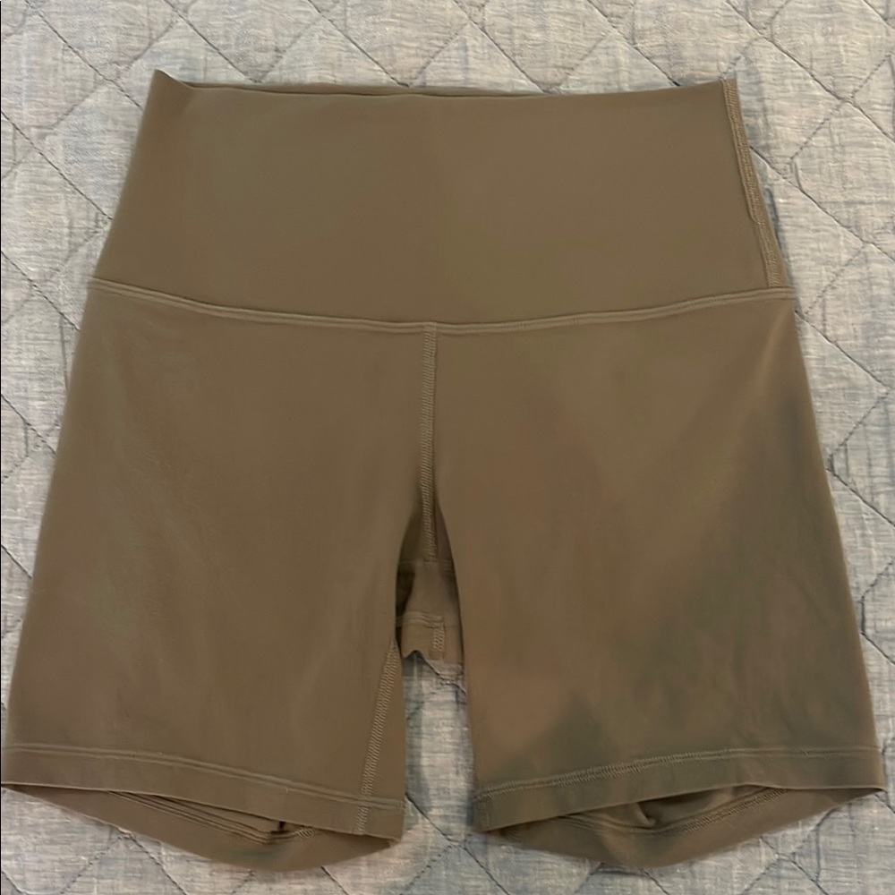 Lululemon Align shorts